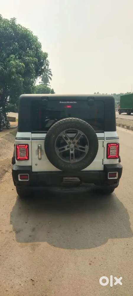 Thar White Colour 2 Wheel Driveing
