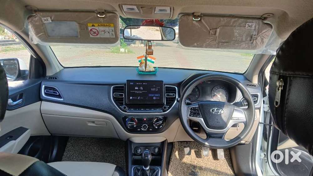 Hyundai Verna 1.5 S Petrol Mt, 2023, Petrol