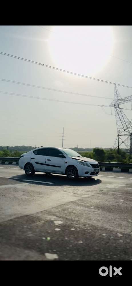 Nissan Sunny Petrol 2013