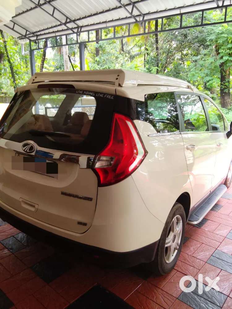 2018 Mahindra Marazoo