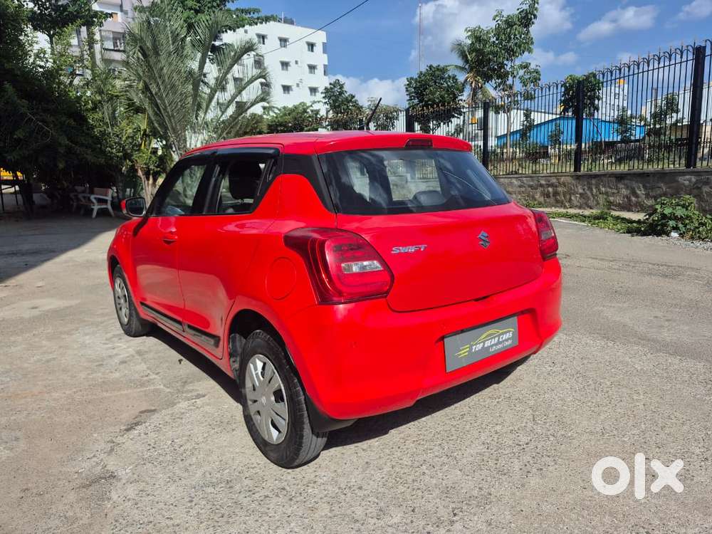 Maruti Suzuki Swift Vxi + Manual, 2022, Petrol