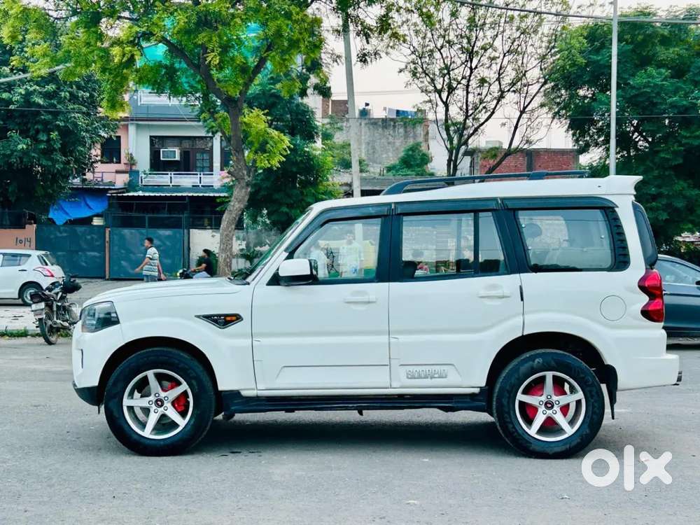 Mahindra Scorpio, 2014, Diesel