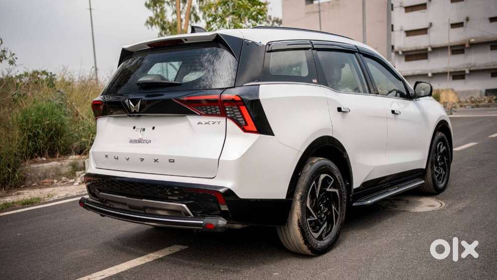 Mahindra Xuv 7xo Ax, 2026, Petrol