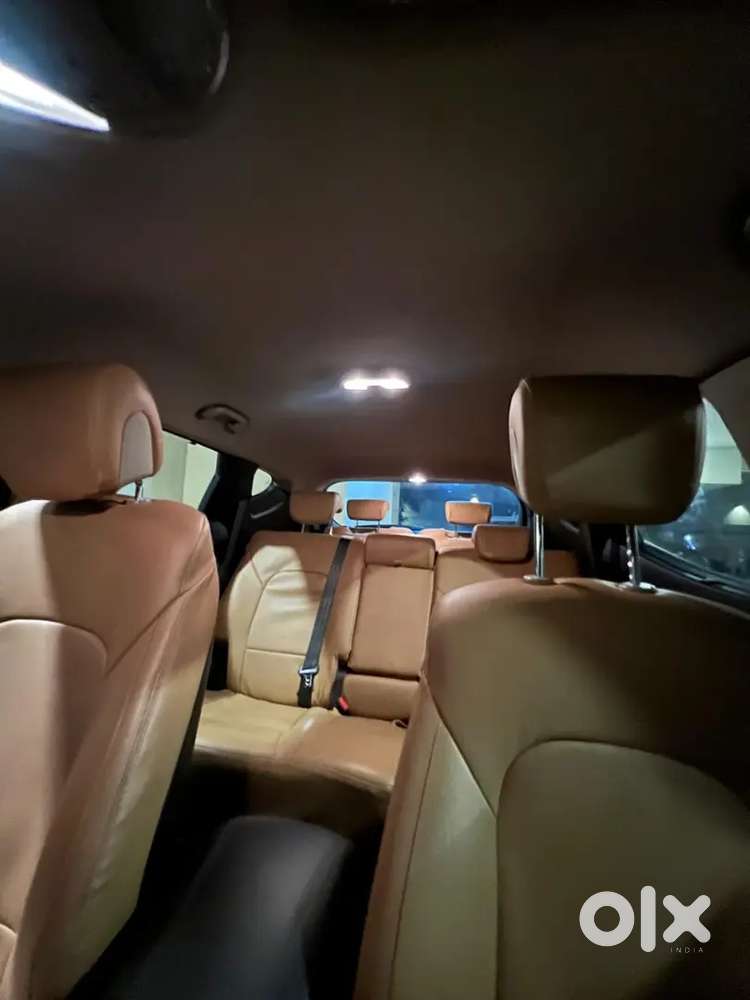Hyundai Santa Fe 4wd At Top End 2016 Well Maintained