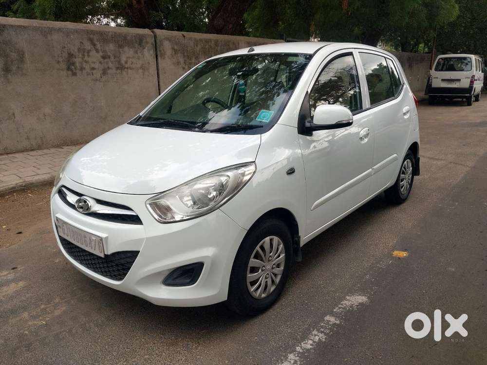 Hyundai I10 Sportz At, 2013, Petrol