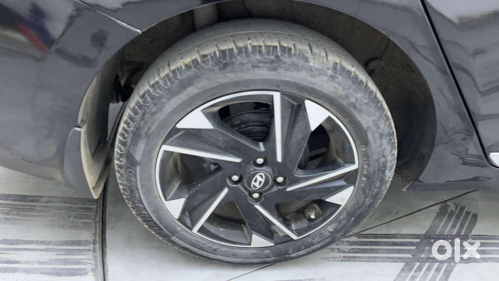 Hyundai Verna 1.5 Sx (o) Vtvt Ivt, 2022, Petrol
