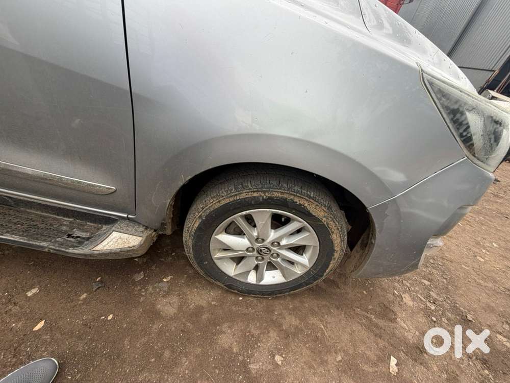 Toyota Innova Crysta 2017