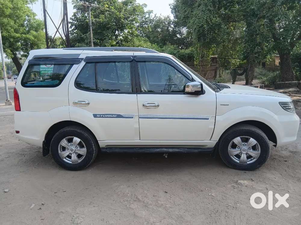 Tata Safari Storme 2015 Diesel 75000 Km Driven