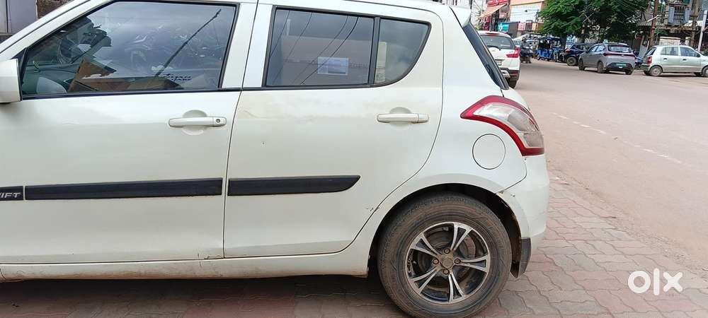 Maruti Suzuki Swift 2012