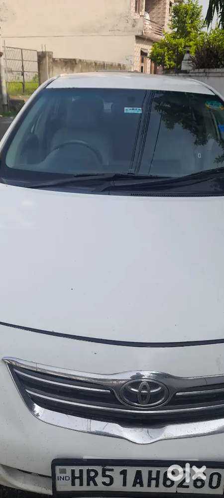 Toyota Corolla H1 2010