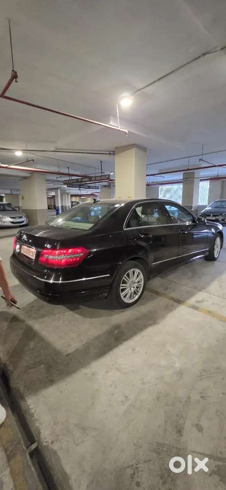 Mercedes-benz E-class 2011