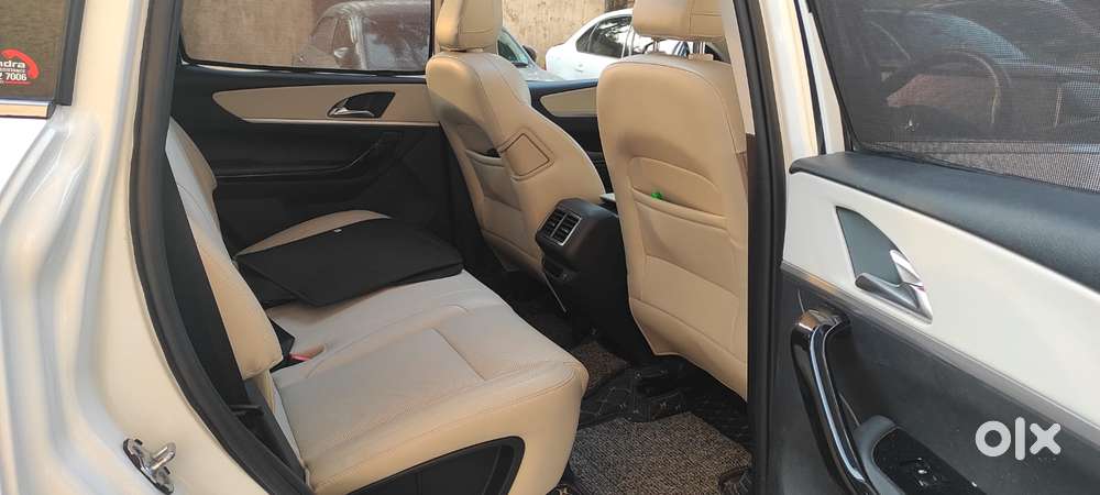 Mahindra Xuv700 2.2 Ax 7 Diesel Mt Luxury Pack Str, 2024, Diesel