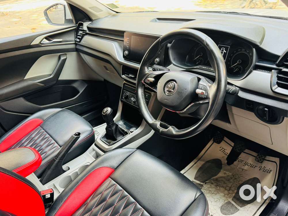 Skoda Kushaq Ambition 1.0l Tsi Mt, 2023, Petrol