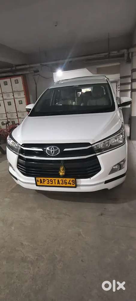 Toyota Innova Crysta 2019