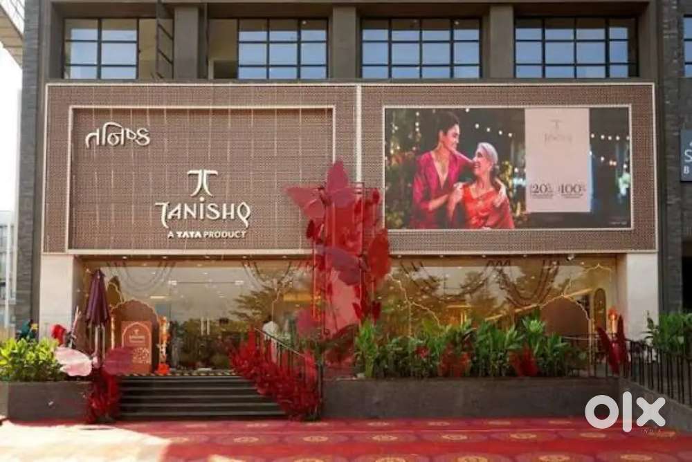NEED SOME GOOD MALE/FEMALE FOR TANISHQ JEWELLERY SHOWROOM
