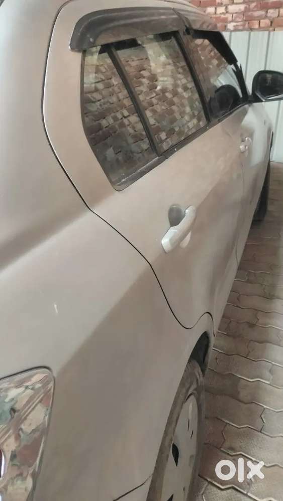 Maruti Suzuki Dzire 2012