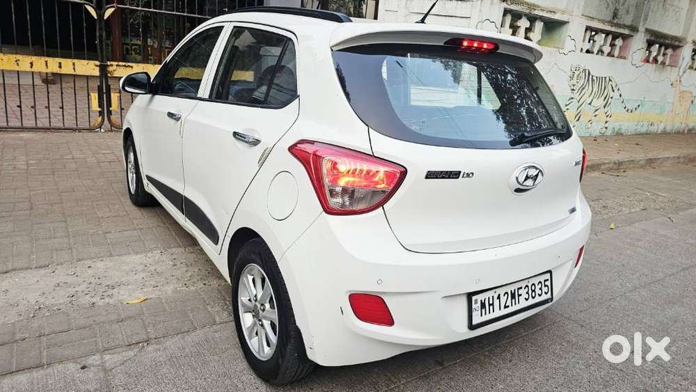 Hyundai Grand I10 Asta 1.2 Kappa Vtvt (o), 2015, Cng & Hybrids