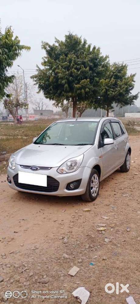 Ford Figo 1.2p Trend Mt, 2013, Diesel