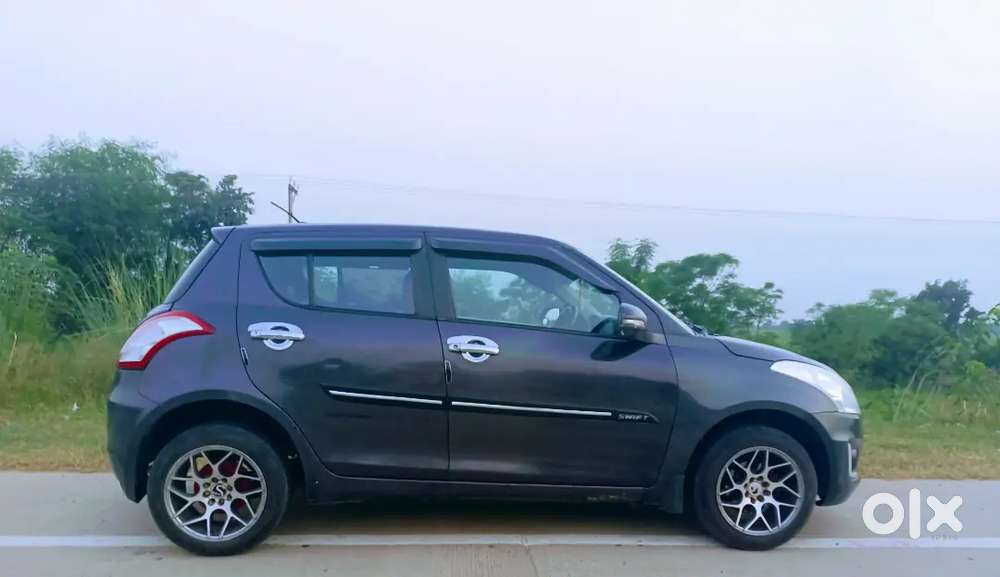Maruti Suzuki Swift Vxi Petrol