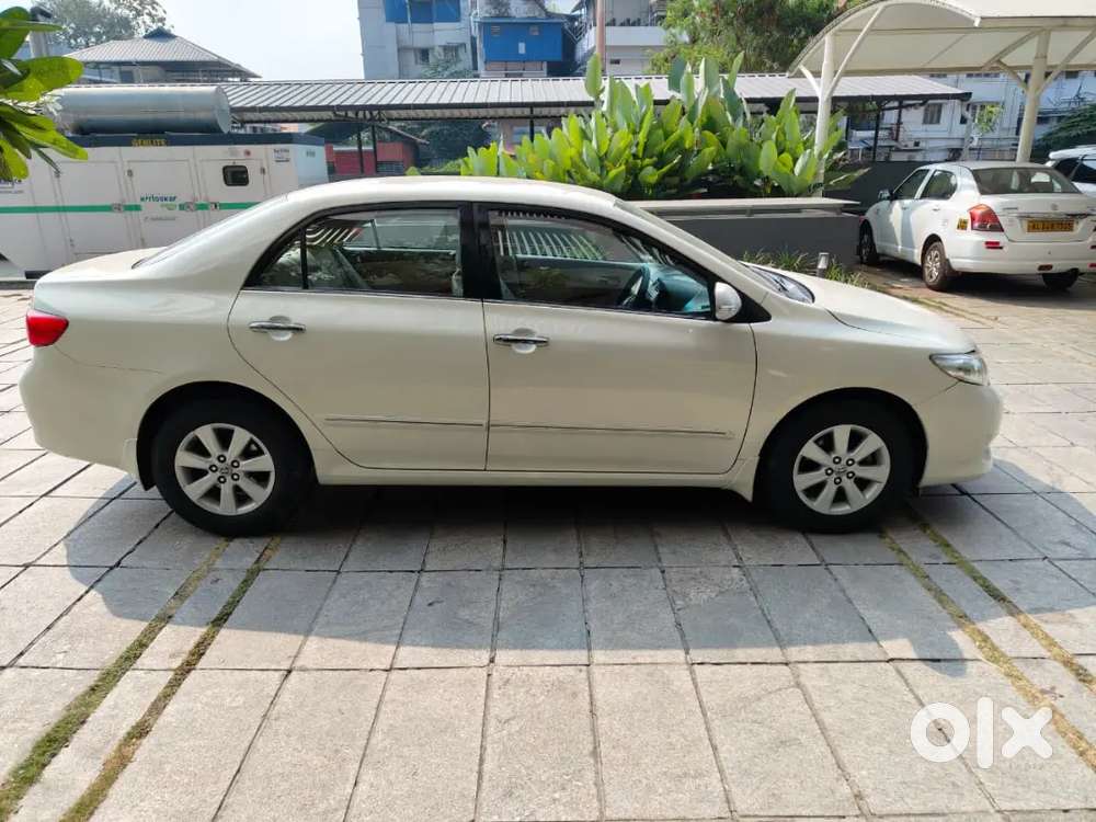 Toyota Corolla Altis 2010 Diesel Well Maintained