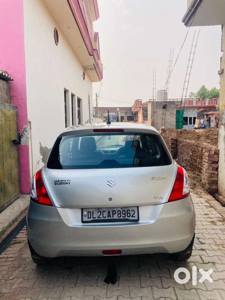 Maruti Suzuki Swift 2013 Petrol 72000 Km Driven