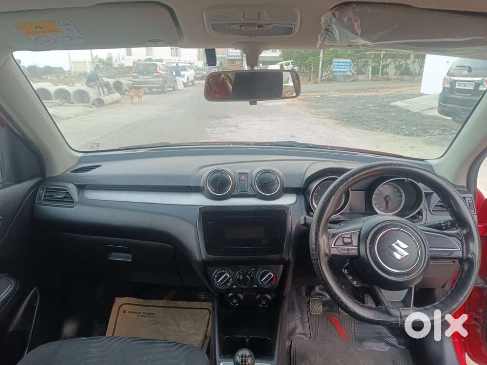 Maruti Suzuki Swift Vvt Vxi, 2021, Petrol
