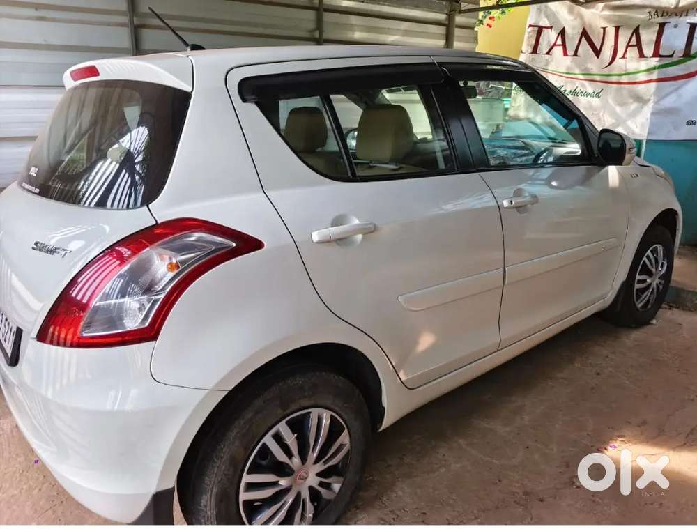 Maruti Suzuki Swift 2015 Petrol 90000 Km Driven Call: