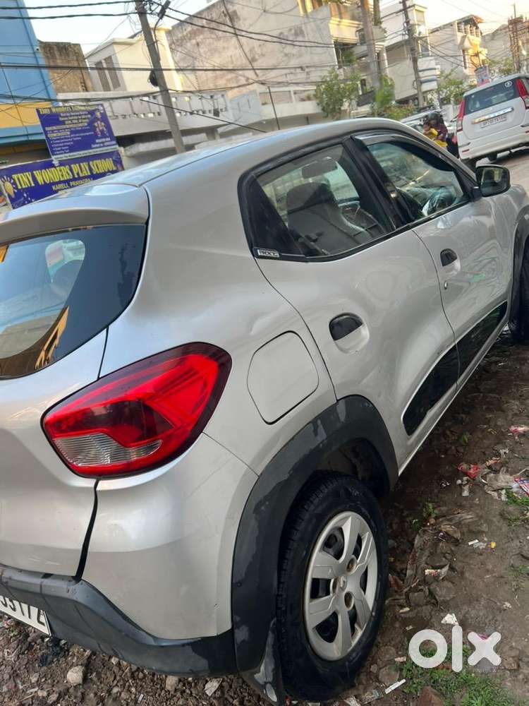 Well Maintained Very Less Driven Car