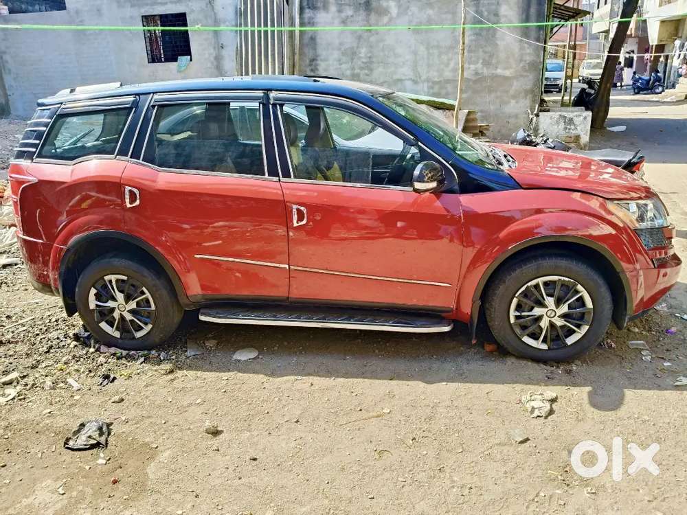 Mahindra Xuv500 2015 Diesel 124000 Km Driven