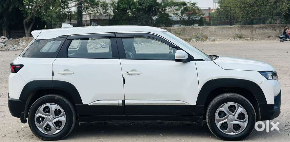 Maruti Suzuki Brezza 1.5 Lxi Cng, 2024, Cng & Hybrids