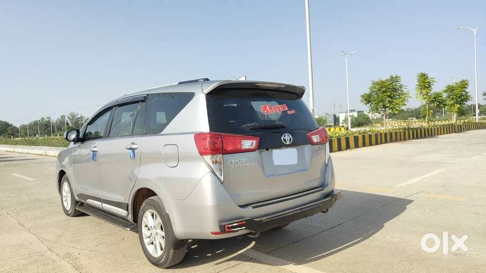 Toyota Innova Crysta [2020-ongoing] 2.7 Gx Mt 8 Str, 2024, Diesel