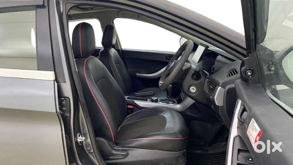 Tata Nexon 1.5 Revotorq Xma Amt (s), 2022, Petrol