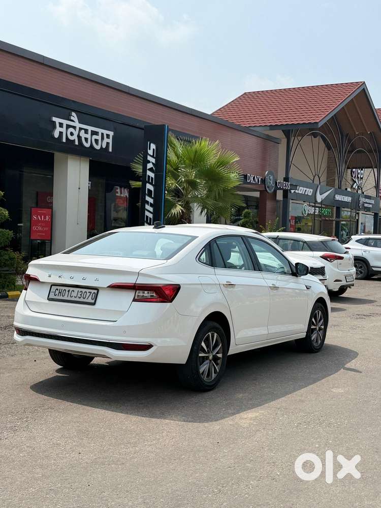 Skoda Slavia Style Matte 1.0 Tsi At, 2022, Petrol