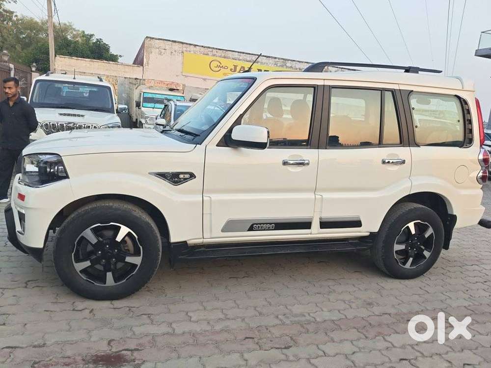 Mahindra Scorpio Classic 2.2 S 11 Mt 7 Str, 2023