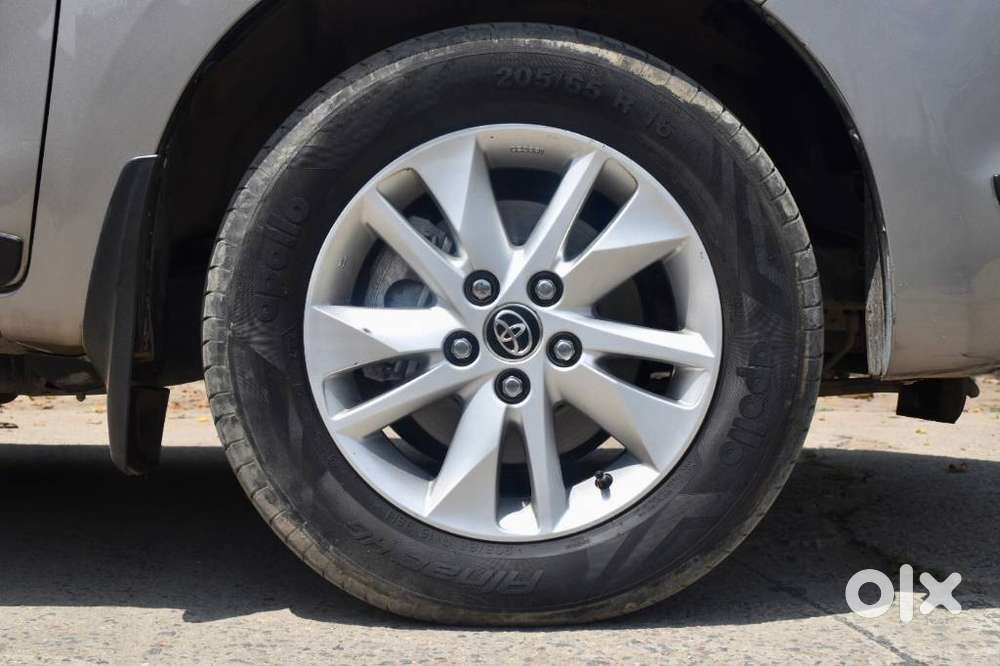 Toyota Innova Crysta 2.4 G Mt, 2017, Diesel