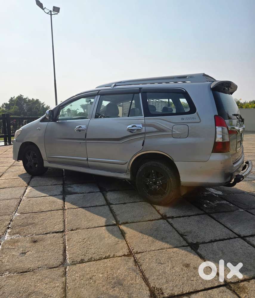 Toyota Innova 2.5 Gx 7 Seater Bs Iv, 2015, Diesel