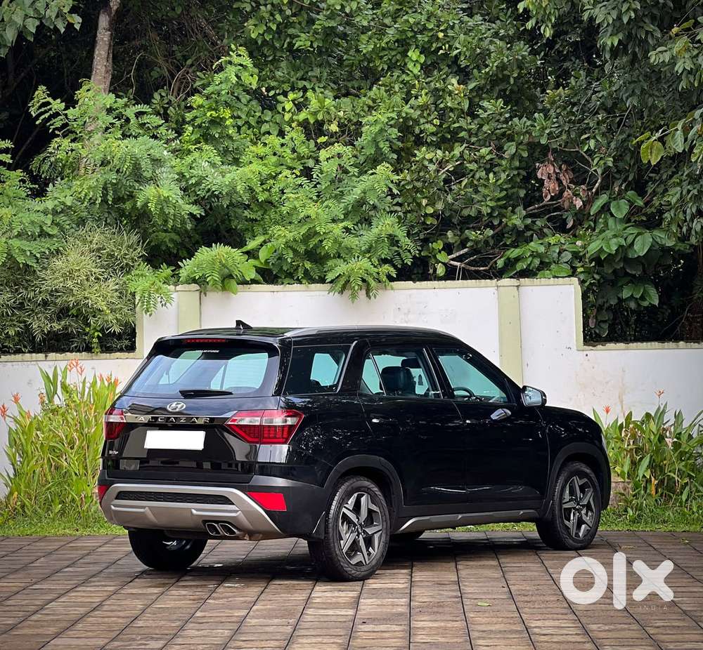 Hyundai Alcazar Prestige 7-seater, 2023, Petrol
