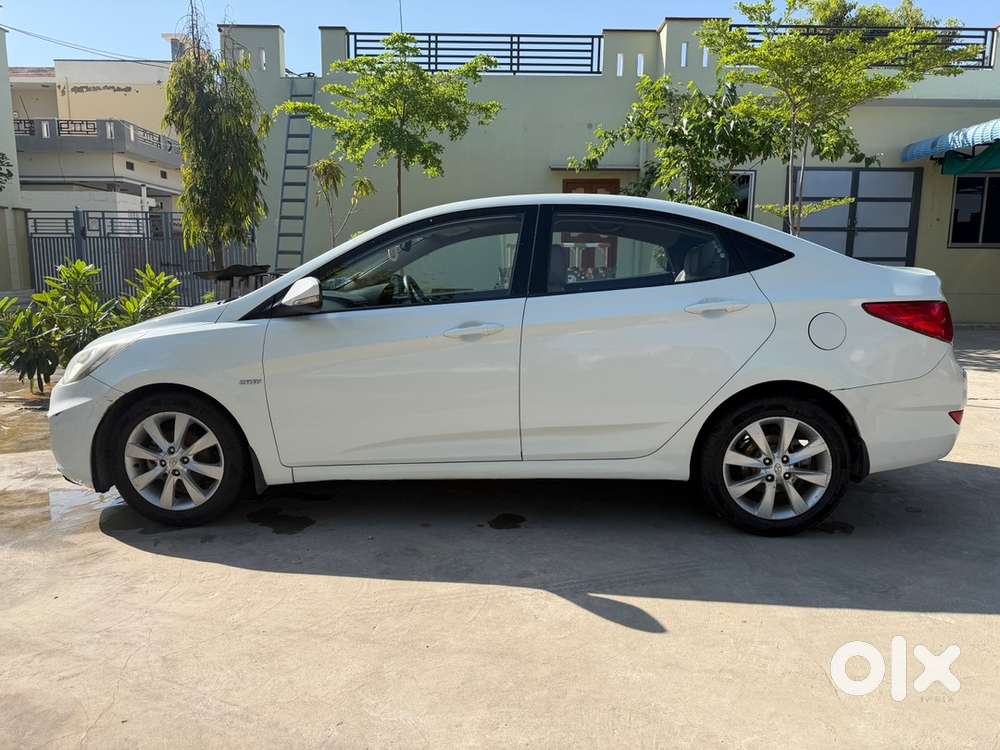 Hyundai Fluidic Verna 2012 Diesel 213800 Km Driven
