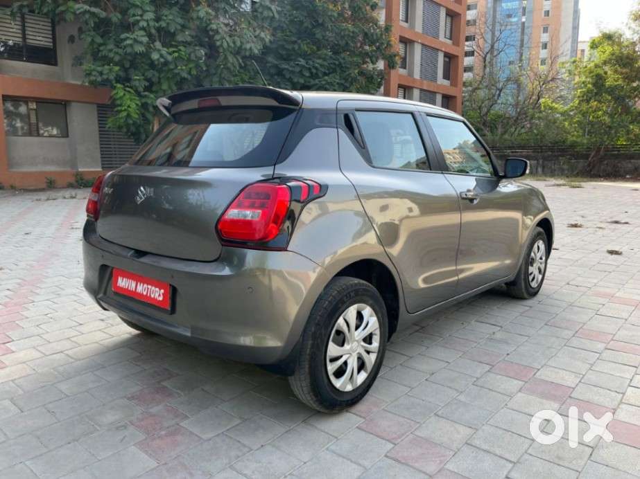 Maruti Suzuki Swift Vxi + Manual, 2022, Petrol