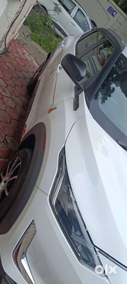 Nissan Magnite Xe 2021