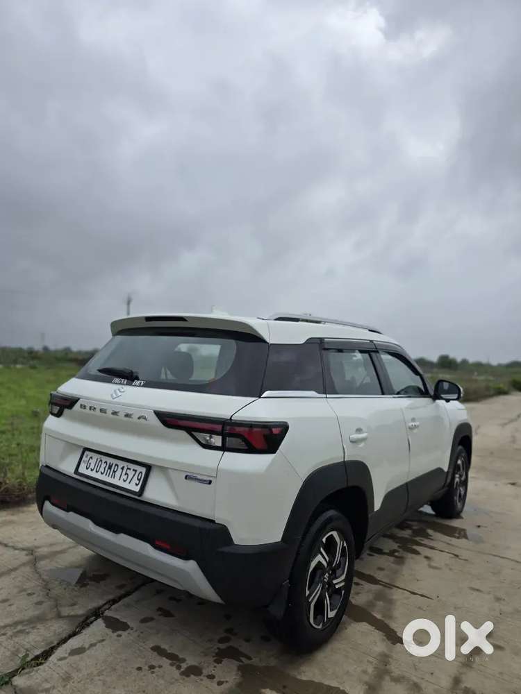 Maruti Suzuki Brezza 2023 Smart Hybrid