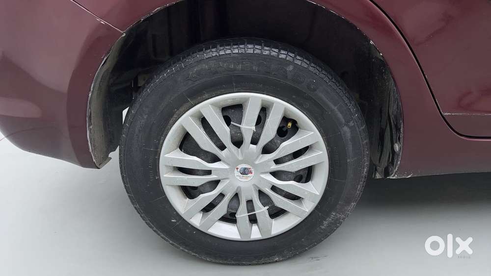 Maruti Suzuki Swift Dzire 1.3 Vxi, 2015, Petrol