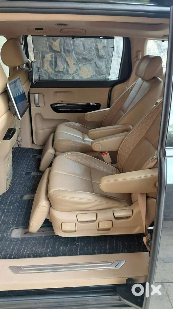 Kia Carnival Limousine+ At 2022 Diesel Automatic Black