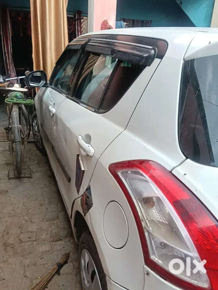 Car Vix Hai अच्छी कंडीशन है