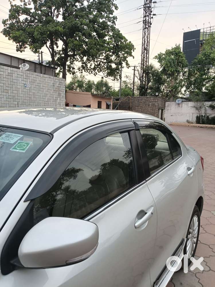 Maruti Suzuki Dzire 1.2 Zxi, 2018, Petrol