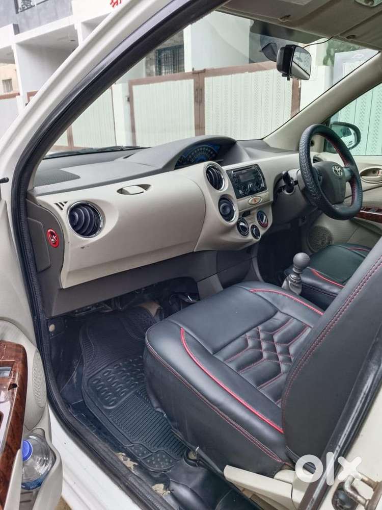 Toyota Etios 2014 Diesel 132000 Km Driven