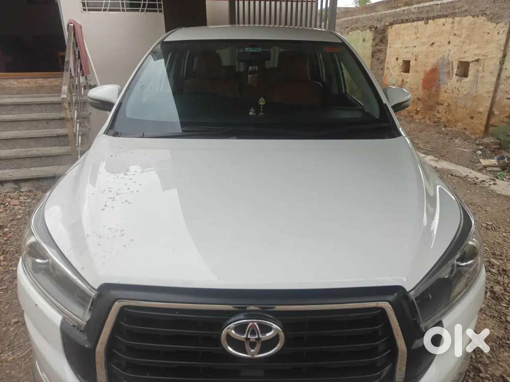 Innova Crysta 2.4 Vx 2026 Model Super White Colour