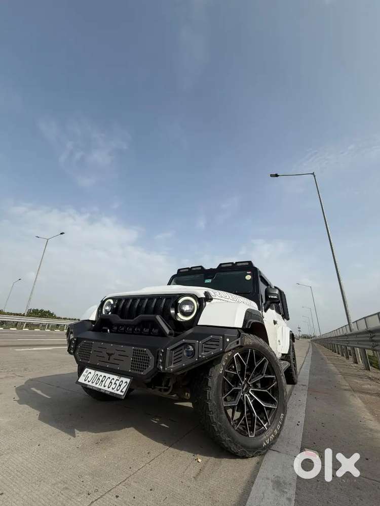 Mahindra Thar Roxx 2025 Petrol