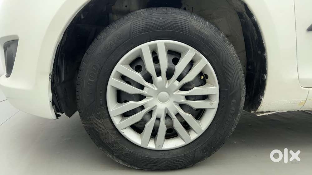 Maruti Suzuki Swift Vvt Vxi, 2013, Petrol