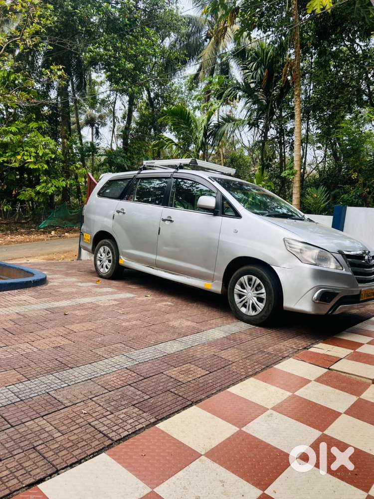 Toyota Innova 2010 Km Driven